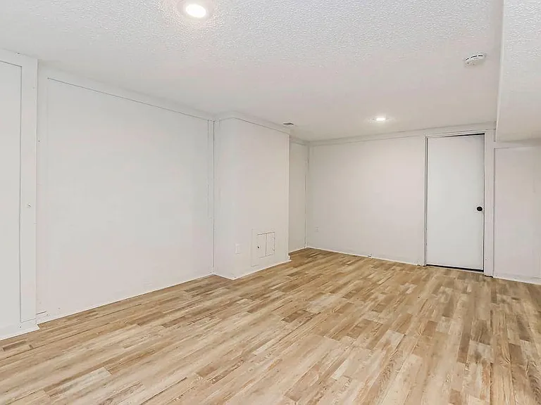 12110 W 79th Ter — Photo 20