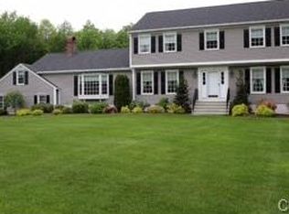 17 Evelyn Dr, Shelton, CT 06484
