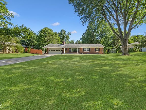 3rd image of 335 Woodhill Dr