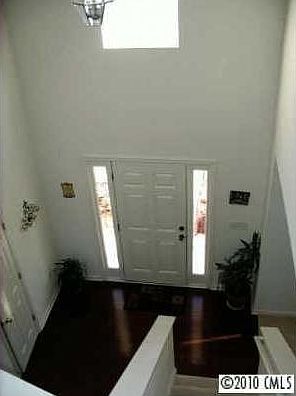2nd image of 1924 Lexington Ave