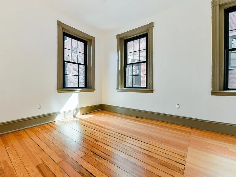 67 Plymouth St #1 — Photo 8