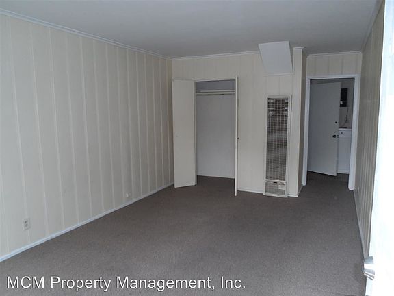 4th image of 8985 1/2 Keith Ave