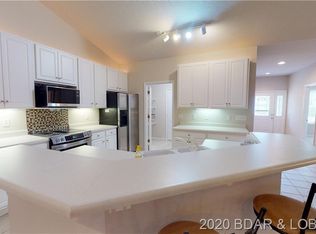 265 Grandview Dr, Lake Ozark, MO 65049