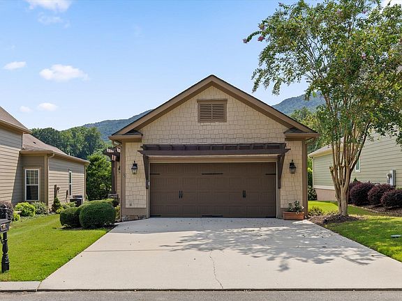 2nd image of 4338 Nestledown Ct