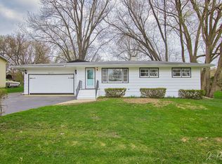 1502 May Ave, McHenry, IL 60051