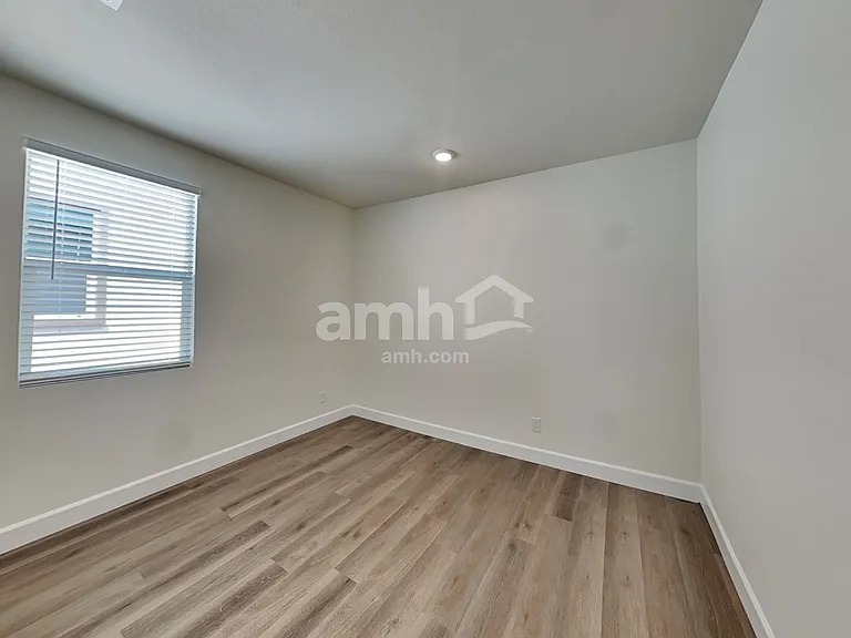 2448 S Deborah Ave — Photo 17