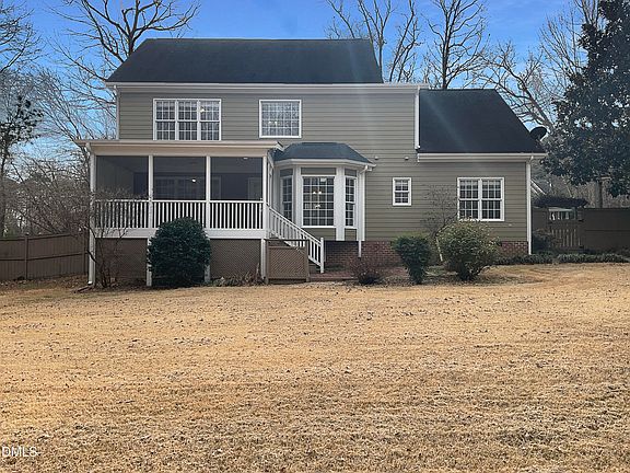 5th image of 45 Georgetown Woods Dr