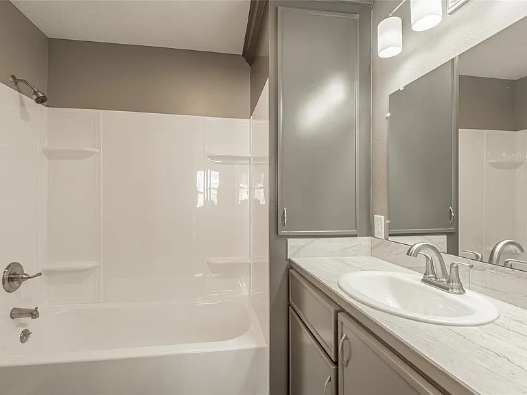 2201 Badger Ln — Photo 15