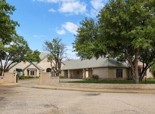 7216 Versailles Dr, Amarillo, TX 79121