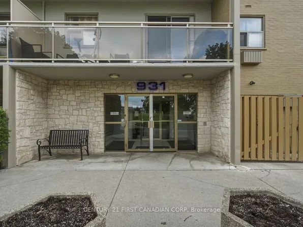 931 Wonderland Rd S #804, London, ON N6K 2X6