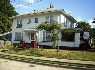 420 N Grant Ave, Chanute, KS 66720
