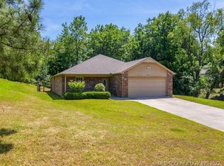 23930 E King Ct, Broken Arrow, OK 74014