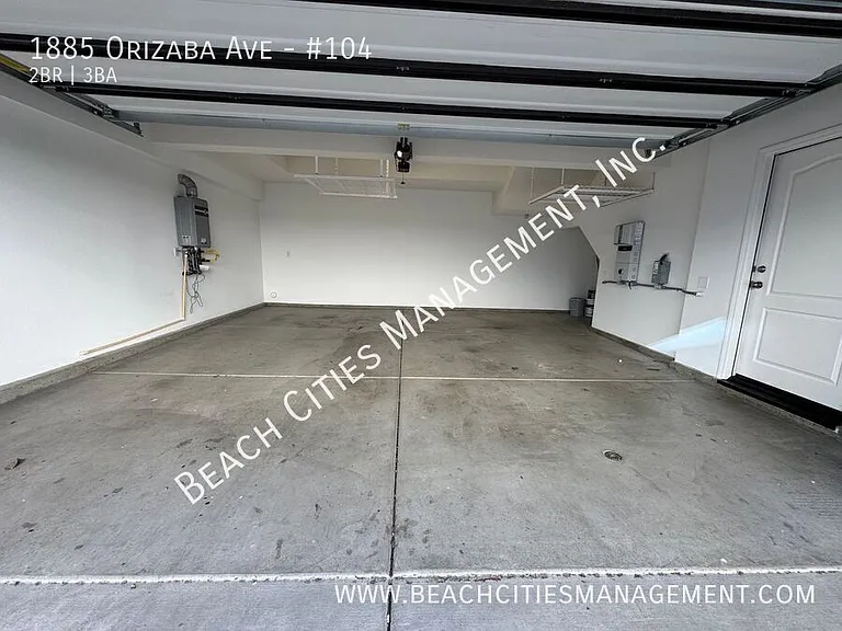 1885 Orizaba Ave #104 — Photo 3
