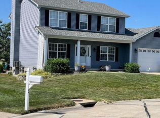 3 Creek Temple Ct, O'Fallon, MO 63366