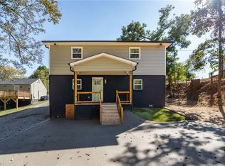 11 Longview St, Lexington, NC 27295