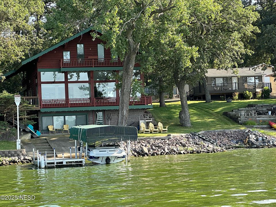 1st image of 47774 Linden Beach Rd