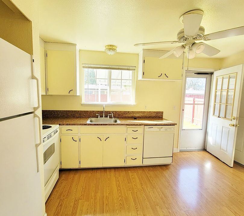 1st image of 1608 160th Street Ct S