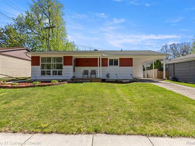2269 S Circle Dr, Ann Arbor, MI, 48103