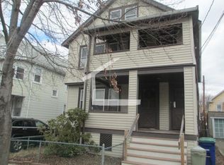 32 Irvington Rd #1, Somerville, MA 02144