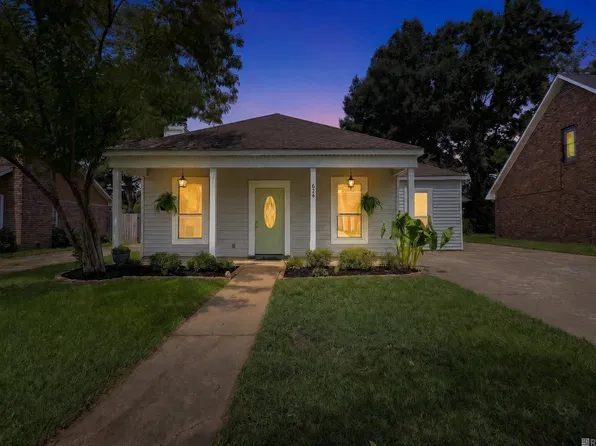 626 Fountain View Dr, Baton Rouge, LA 70820