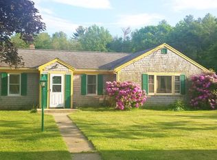 60 New Bedford Rd, Rochester, MA 02770