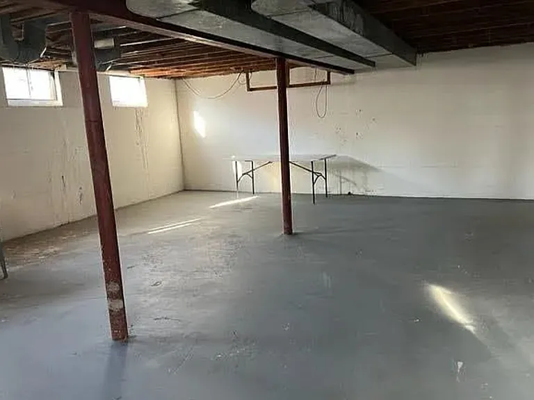 562 East Dr — Photo 9