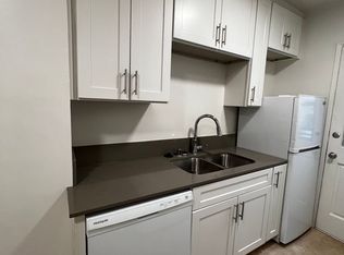 328 N Louise St #9, Glendale, CA 91206