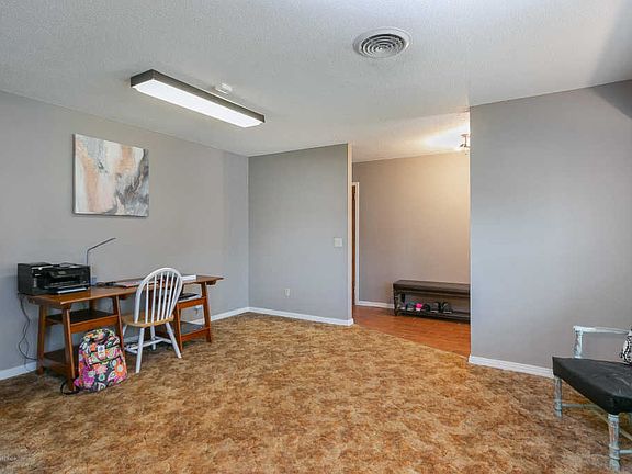5th image of 5206 Zelma St