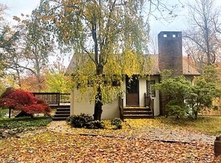 110 Huron Trl, Andover, NJ 07821