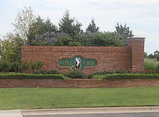 3233 Savoy Cir #1, Edmond, OK 73003