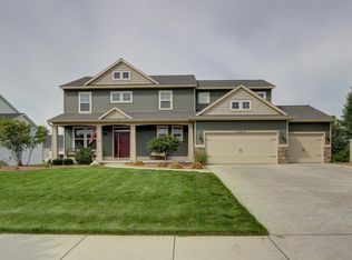 10975 Waterpoint Dr, Allendale, MI 49401