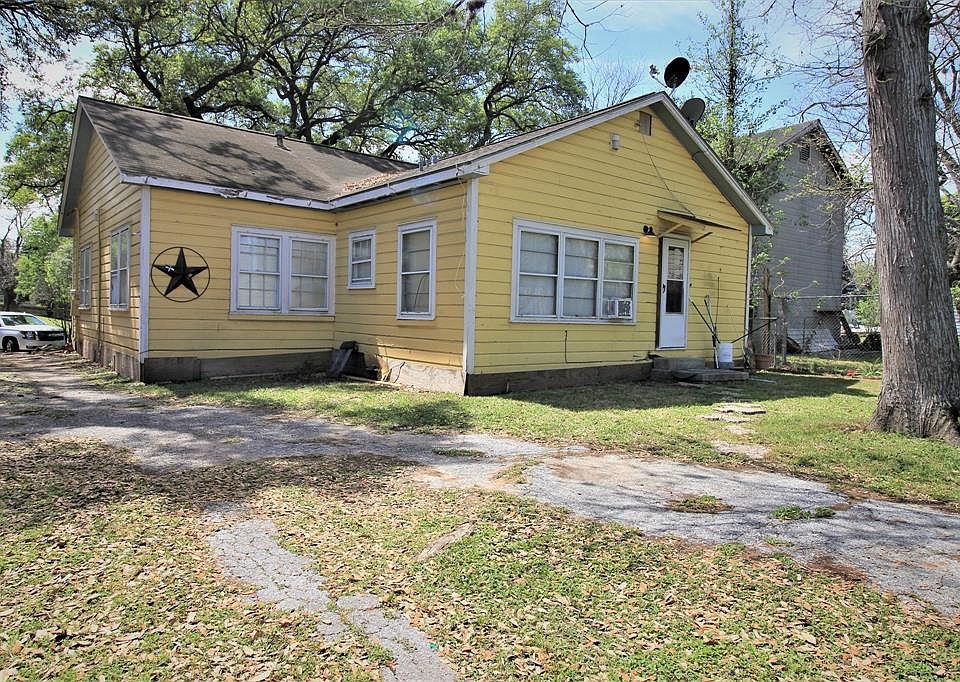1st image of 615 Avenue A