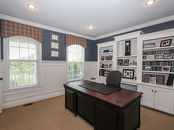 5th image of 3587 Carmelle Woods Dr