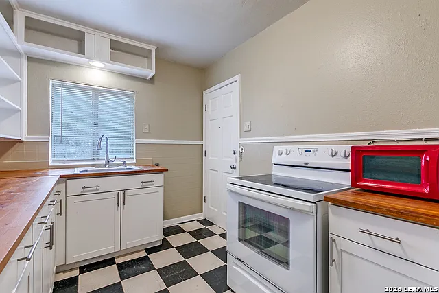 229 Natalen Ave — Photo 2