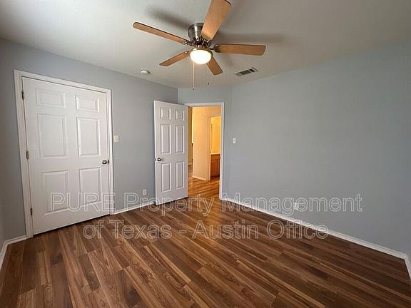 3rd image of 2101 Brewers Pl