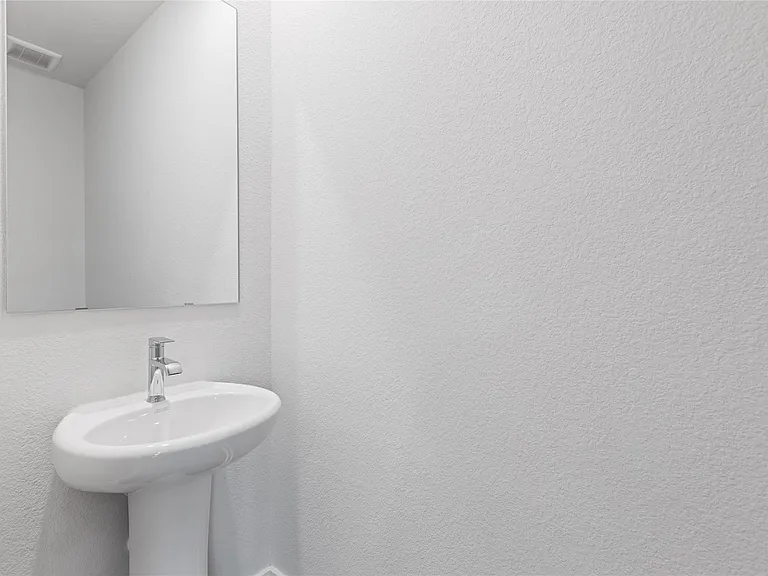 8104 Danson Ln — Photo 12