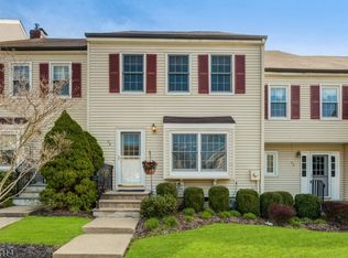 38 Essex Dr, Mendham, NJ