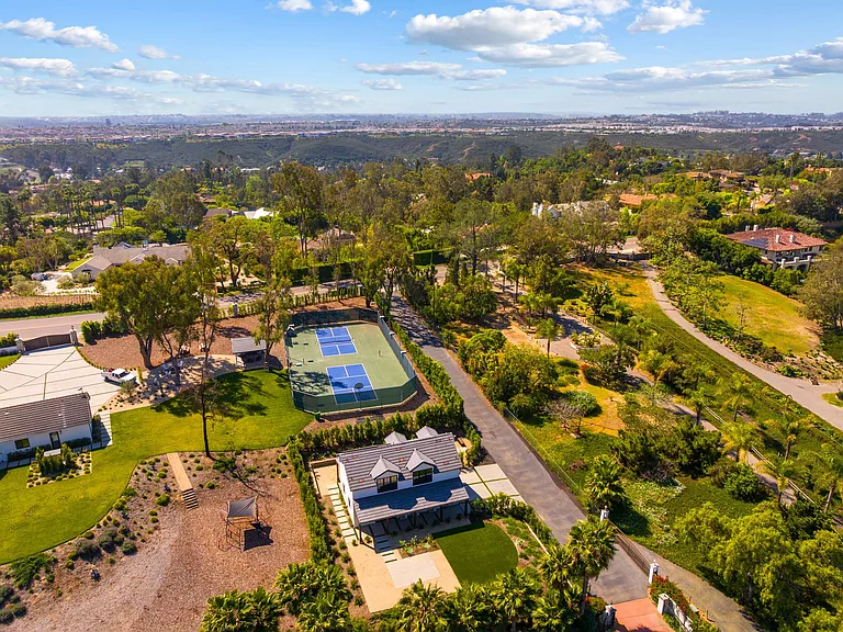 6190 Rancho Diegueno Rd — Photo 32
