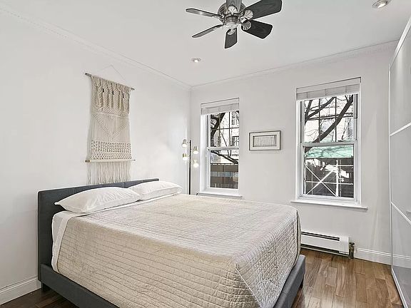 5th image of 223 E 50th St APT 2B