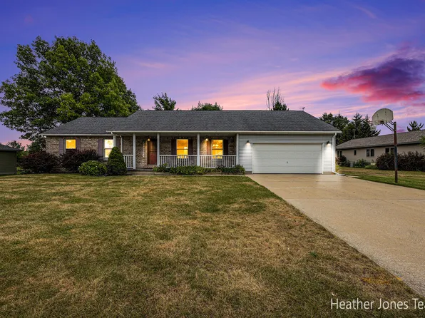 1415 6th St, Belding, MI 48809