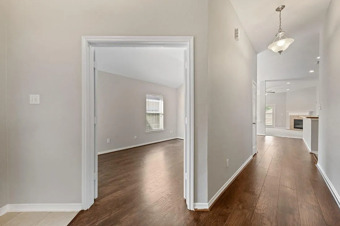 3 bed, 1766 sqft, $1,925 — Photo 4