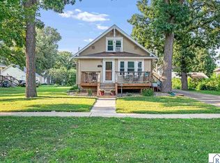 312 W 2nd St, Blue Earth, MN 56013