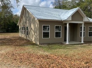 267 Saunders St SW, Pelham, GA 31779