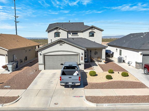 2nd image of 2033 Roy Vinson Pl