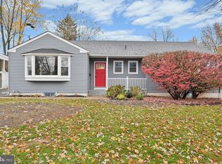 1665 Summit Ave, Willow Grove, PA 19090