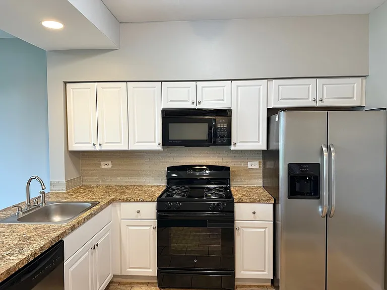 83 Polaris Dr — Photo 4
