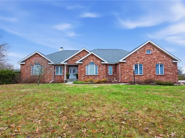 12511 Old State Rd, Charleston, IL 61920