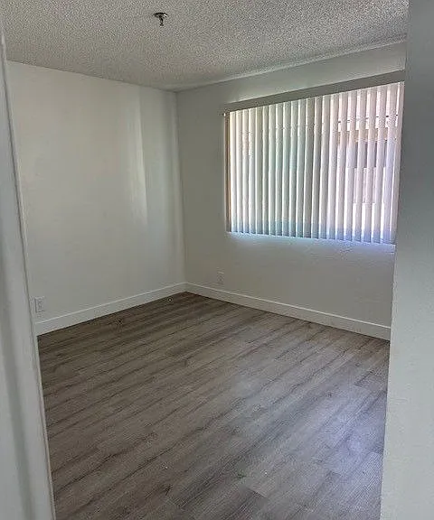 1327 W Civic Center Dr — Photo 8