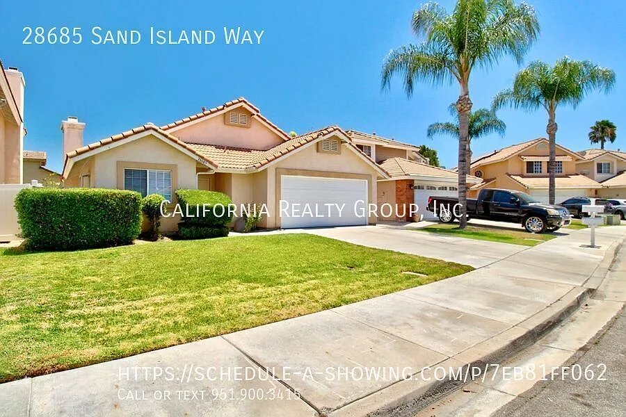 3 bed, 2.0 bath, 1110 sqft, $2,775 — Photo 2