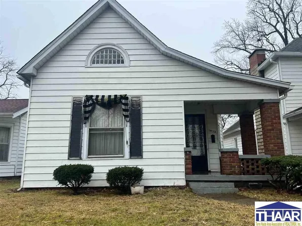 1913 N 8th St, Terre Haute, IN 47804